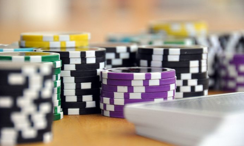 Situs Judi Poker Online Teraman Bet 10 Ribu Dapetin Hadiah